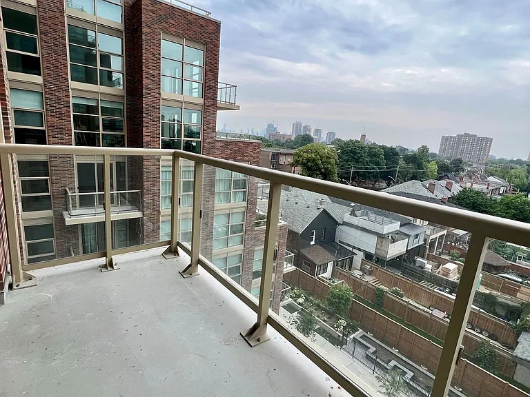 1787 Saint Clair Ave W #627 — Photo 8