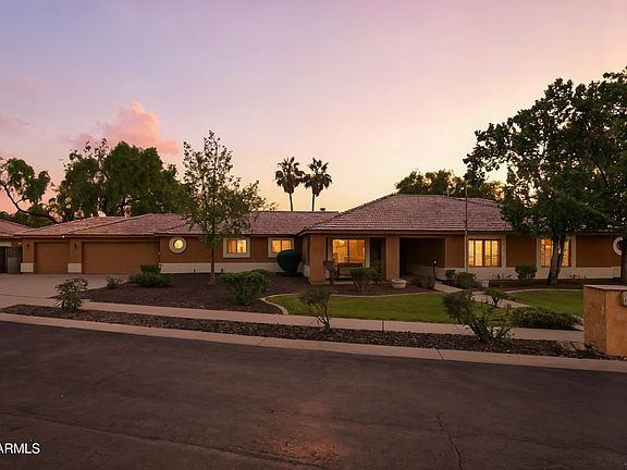 3rd image of 1017 E KRAMER Street
