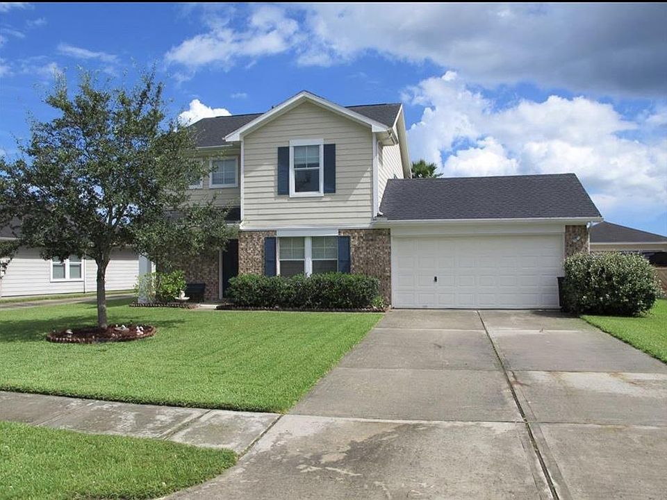 1st image of 251 Crystal Isle Dr