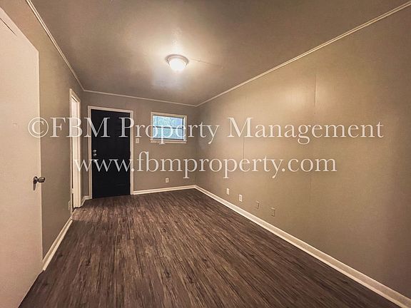 5th image of 2107 Bowie Dr APT 4