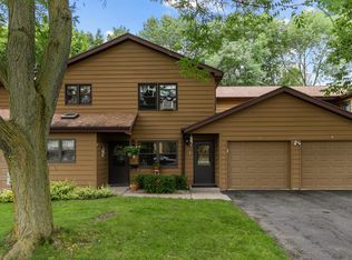 985 Babcock St APT 1, Neenah, WI 54956