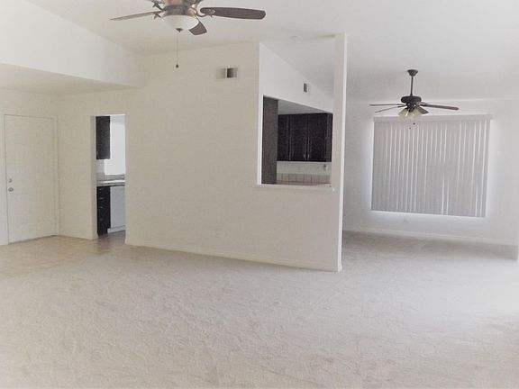 3rd image of 52910 Avenida Vallejo