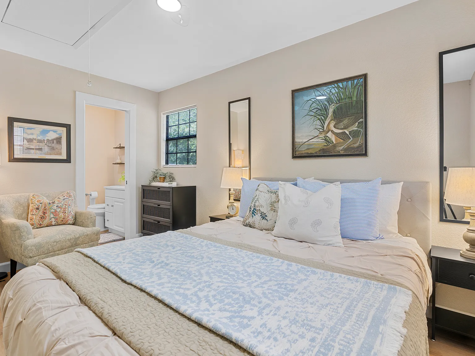 1505 N College St — Photo 3