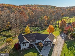 1525 Hollow Rd, Gore, VA 22637
