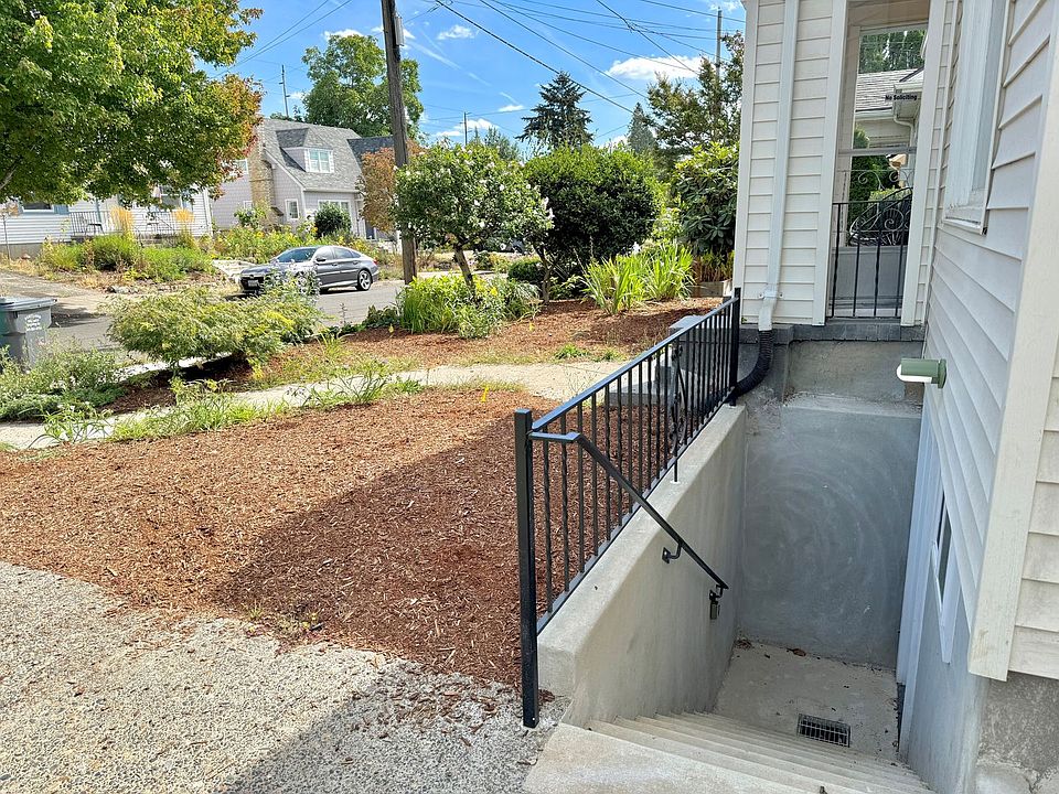 1st image of 1825 SE 59th Ave #2
