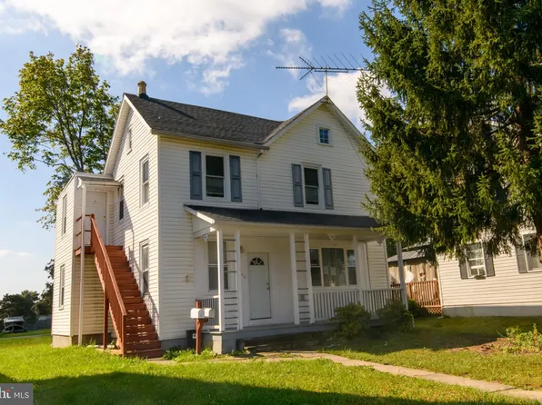 908 Juniper St, Quakertown, PA 18951