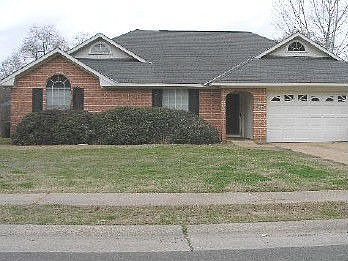 1st image of 9412 Royalton Dr