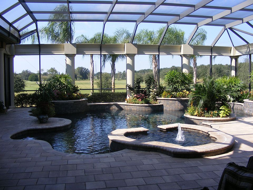 2nd image of Grandview Pointe