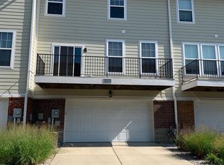 6339 Schooler Dr, Whitestown, IN 46075