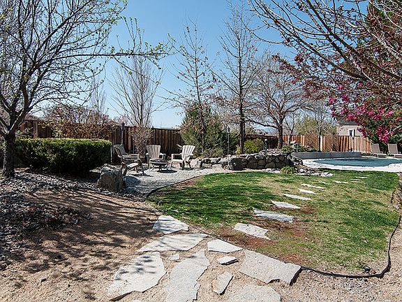 3rd image of 7939 Tres Arroyos Dr