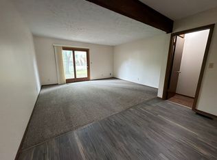 4620 Grassridge Rd, Lincoln, NE 68512