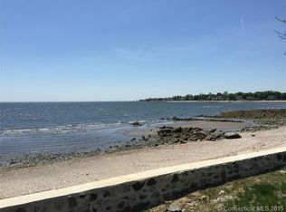 2 Trumbull St, West Haven, CT 06516