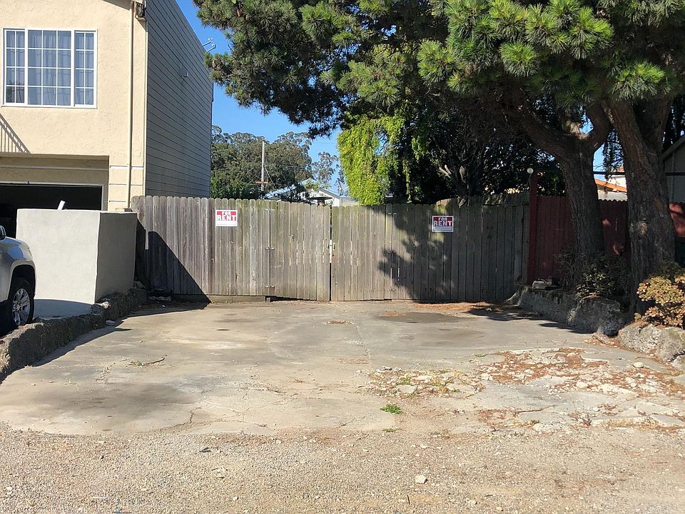 1st image of 776 El Camino Real