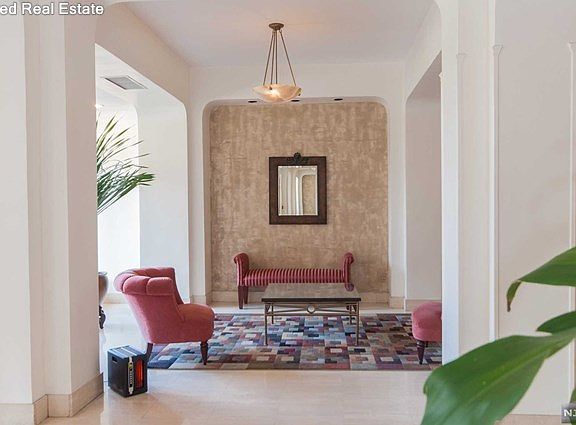 2nd image of 555 North Ave APT 1S