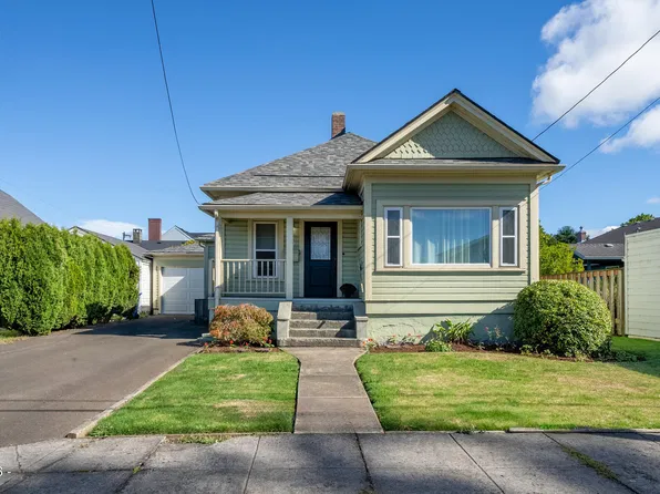 405 Miller Ave, Tillamook, OR 97141