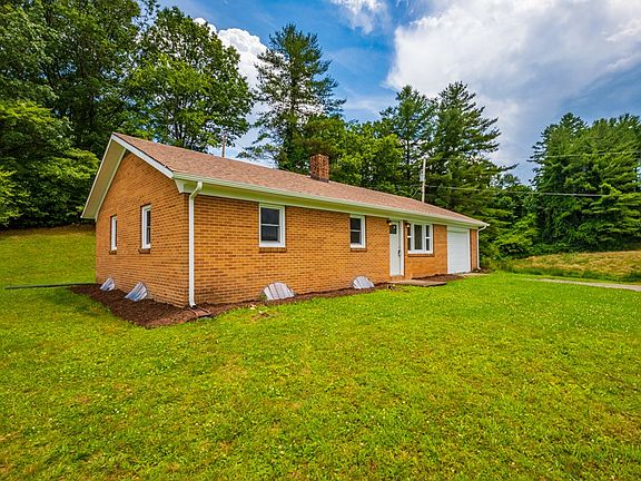 5th image of 82 Birchwood Ln