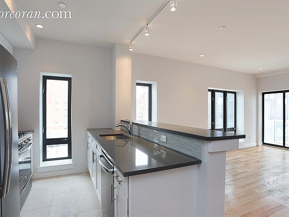 3rd image of 3025 21st St #5B