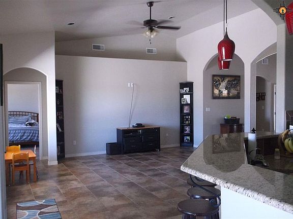 4th image of 3910 N John Wesley Ct