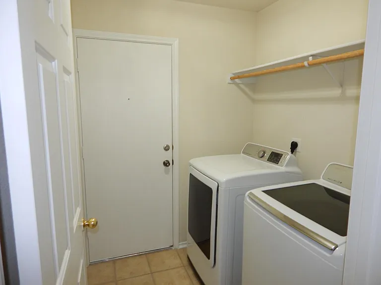 2041 Rain Dance Loop — Photo 25