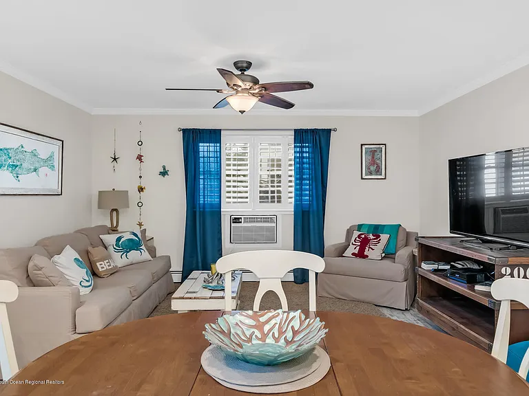 709 Ocean Ave #5 — Photo 2