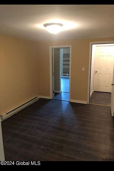 5th image of 25 Alexander Street