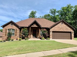 916 Caddo Dr, Benton, AR 72019