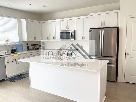 2nd image of 16411 Bandon Ln