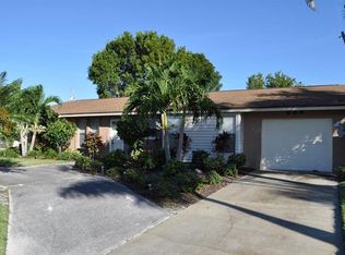 539 SE 25th Ln, Cape Coral, FL 33904