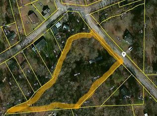 202 Lexington St, Chesnee, SC 29323