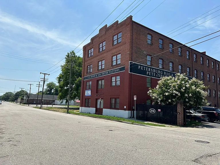 The Lofts at Dunlop — Photo 17