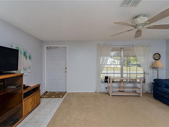 4th image of 4223 Bullard St