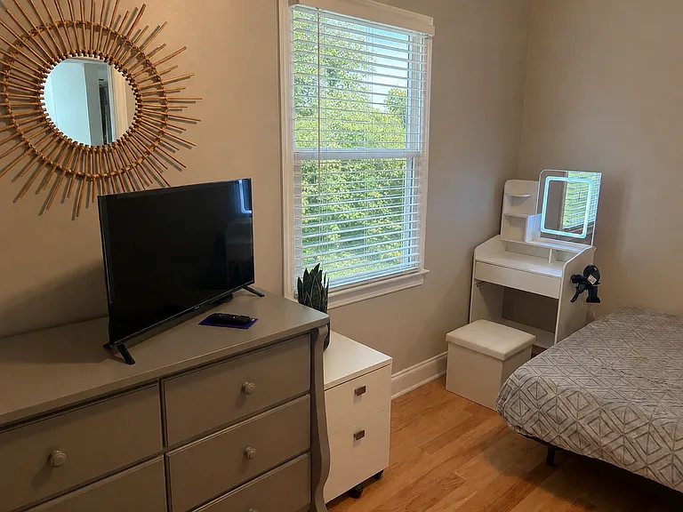 940 Gale Ln #108 — Photo 9