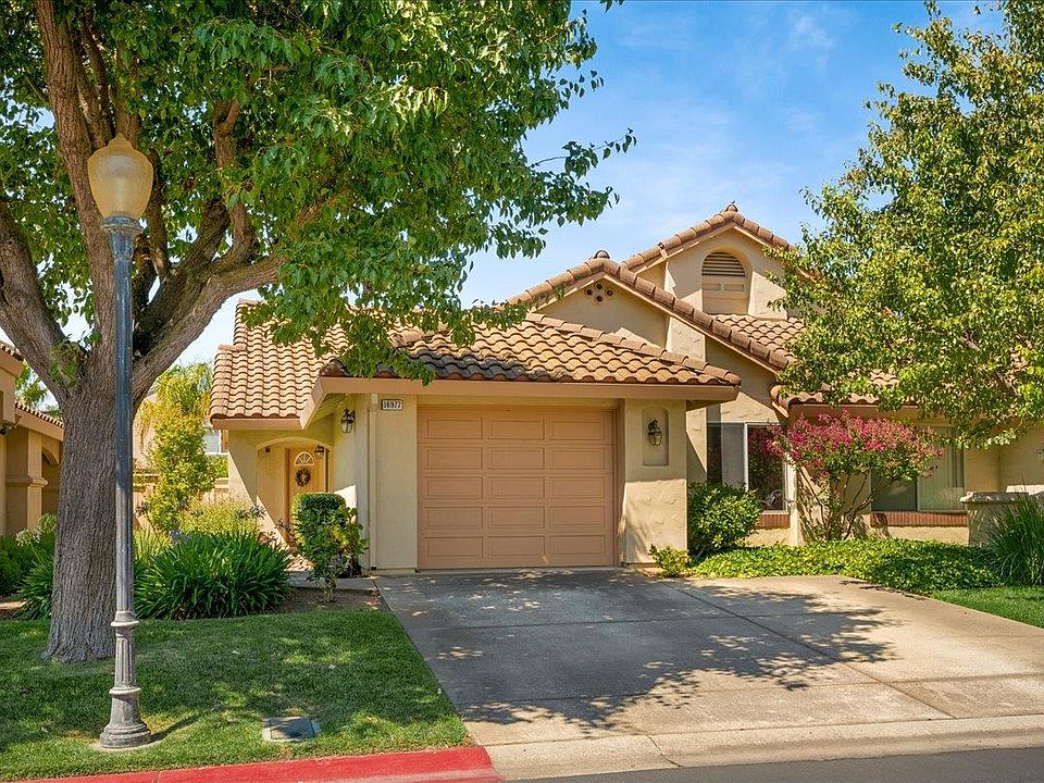 1st image of 16977 Sugar Pine Dr