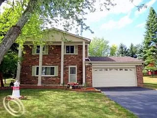 6548 Robinridge St photo 1