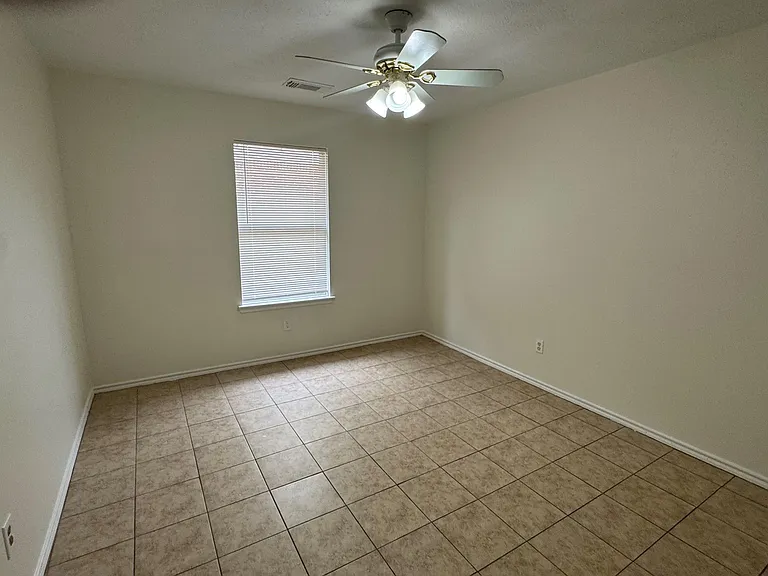 21111 Woodland Green Dr — Photo 17
