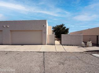7855 E Roget Dr, Tucson, AZ 85710