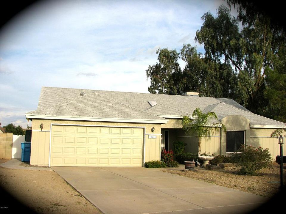 1st image of 10226 W Hazelwood Ave
