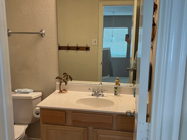 10215 Waterbury Dr — Photo 79