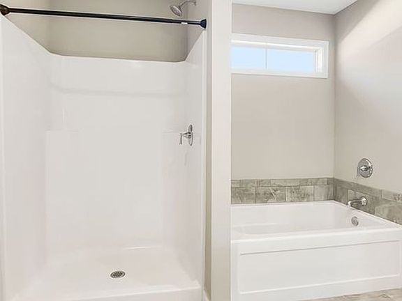 4th image of 5360 University Gardens Dr