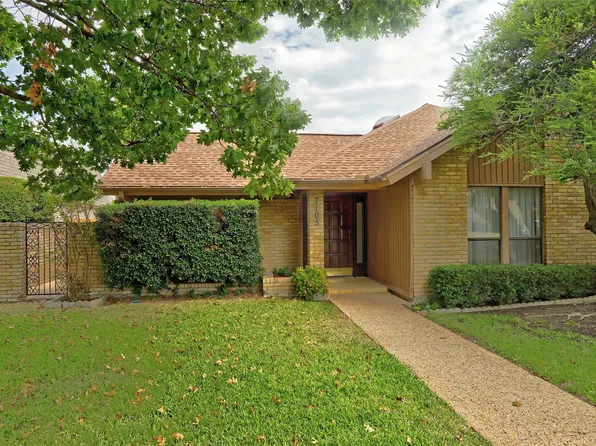 7105 Casablanca Ct, Dallas, TX 75248