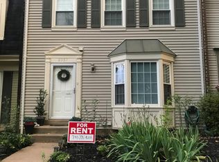 8557 Dellway Ln, Vienna, VA 22180