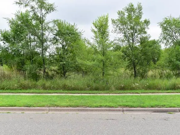 1406 23rd St SE, Saint Cloud, MN 56304