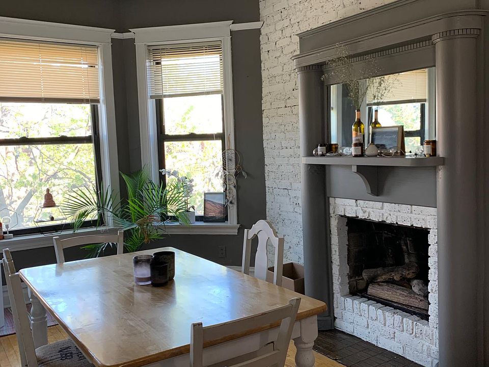 1st image of 3838 N Kenmore Ave