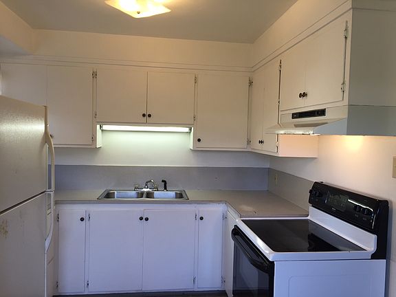 2nd image of 4226 Walnut Dr