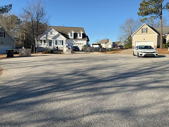 4th image of 122 Weatherby Ct