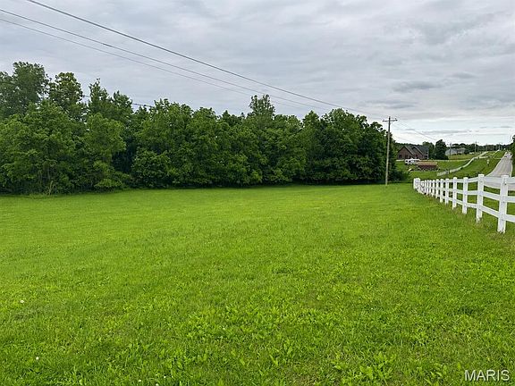 2nd image of 3 Hannah Ridge Trl