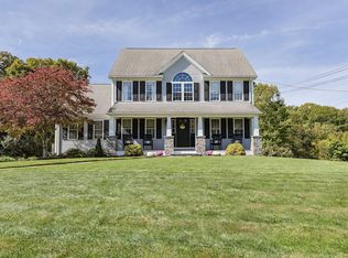 35 Christopher Dr, Attleboro, MA 02703