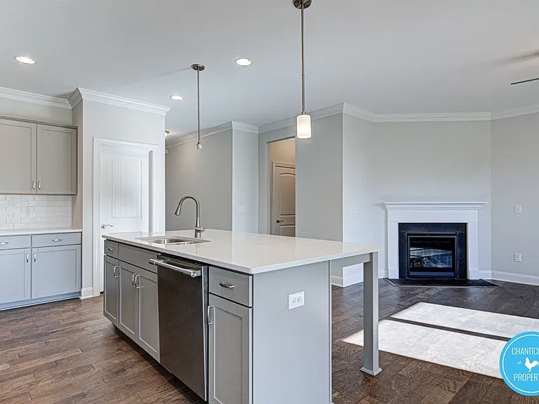 3264 Polo Rd — Photo 2