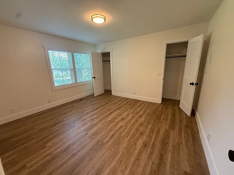 2128 Sharondale Dr #F — Photo 20
