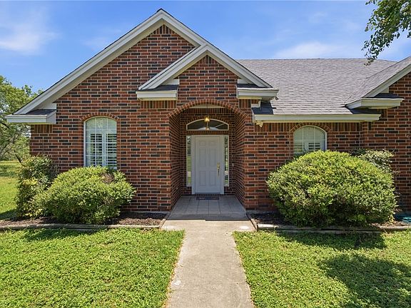2nd image of 120 County Road 317 Cir #V